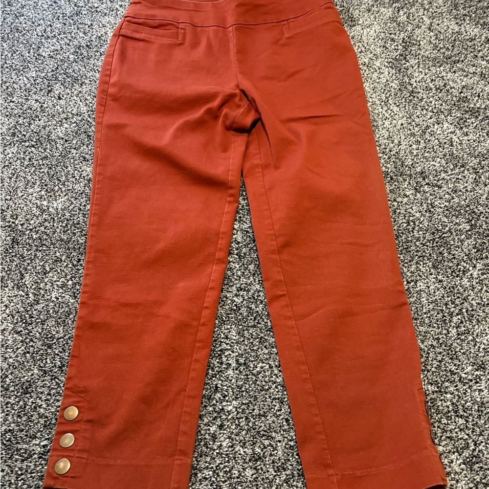 Croft and barrow Rust Orange Pants with Button Detail womans size 10